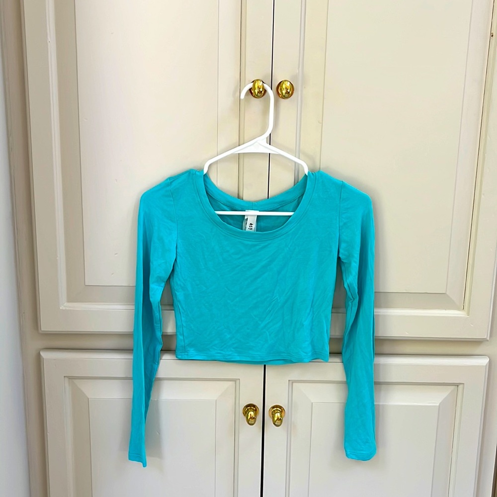 Turquoise Long Sleeved Crop Top